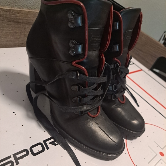 COACH Lucia Black W/Red Trim Lace  Up Heeled Boots!!! Size 6.5 - Picture 2 of 12